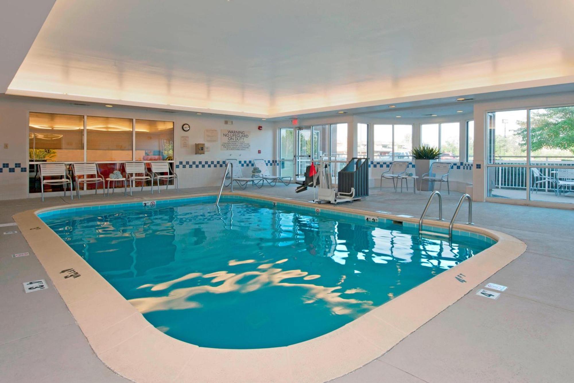 Fairfield Inn & Suites By Marriott Bloomington Esterno foto